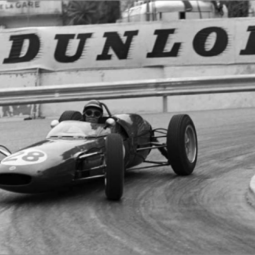 Jimmy sur la Lotus 21 qui préfigure la Lotus 25 Jimmy sur la Lotus 21 qui préfigure la Lotus 25